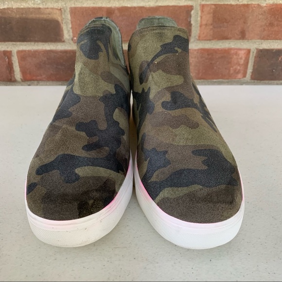Steven by Steve Madden Canares camo sneaker women’s size US 9 M - Picture 3 of 9